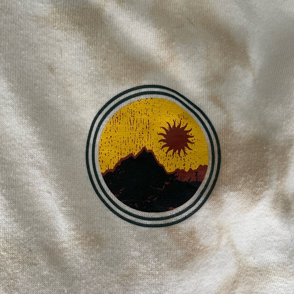 Hike more worry less hoodie - Picture 2 of 5